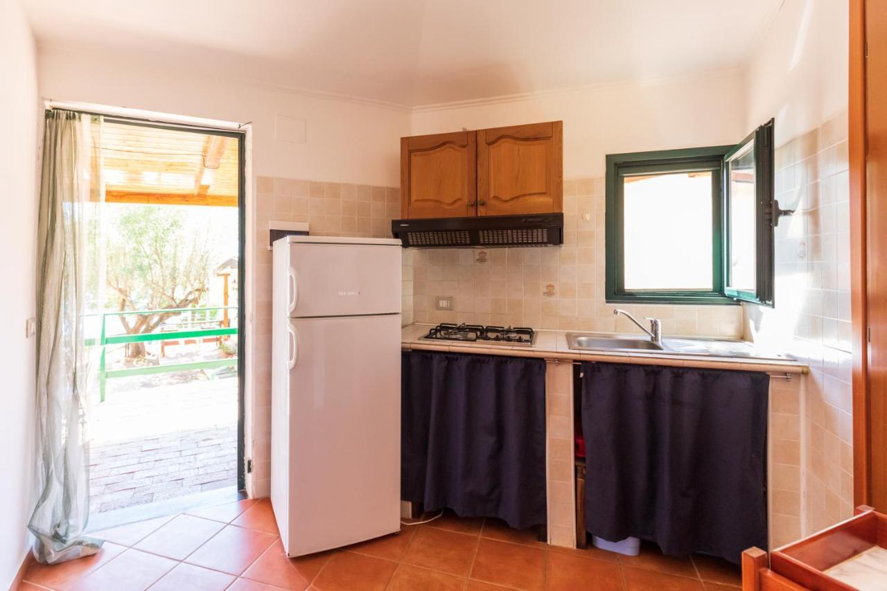 Villaggio Residence Pietra Grigia 마리나디카메로타 외부 사진