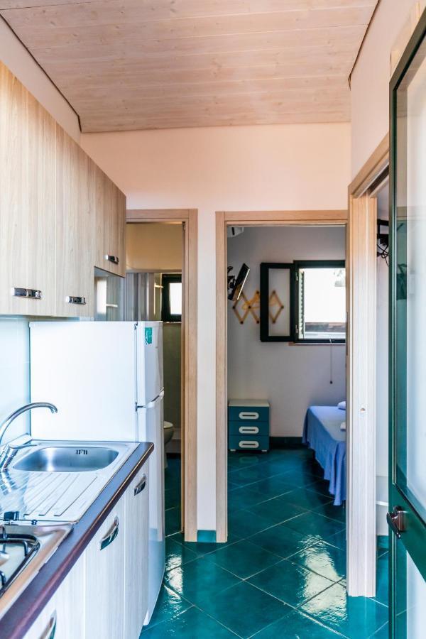 Villaggio Residence Pietra Grigia 마리나디카메로타 외부 사진